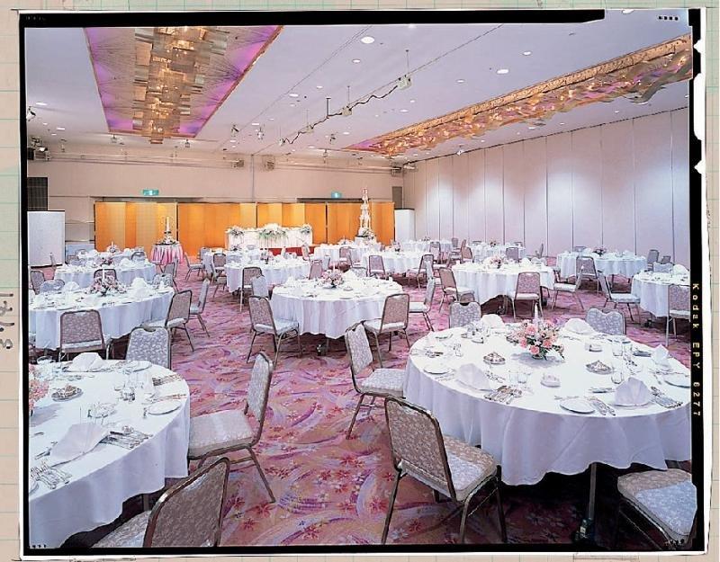 Okayama Royal Hotel Екстер'єр фото